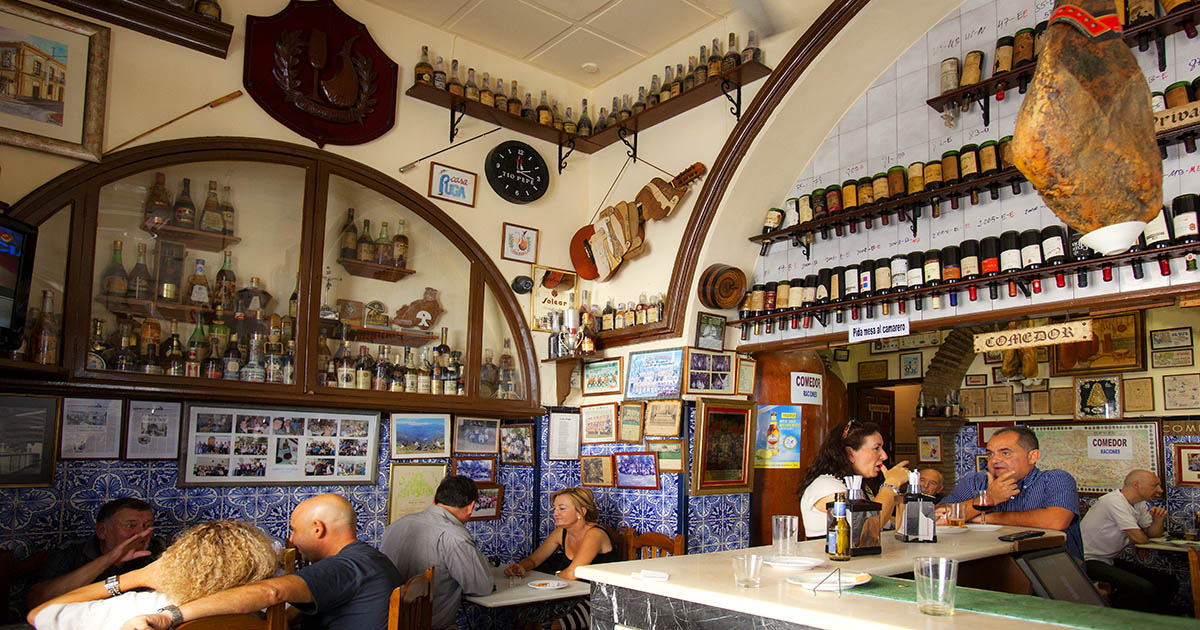 7 bares de ALMERÍA que no te puedes perder en tu visita