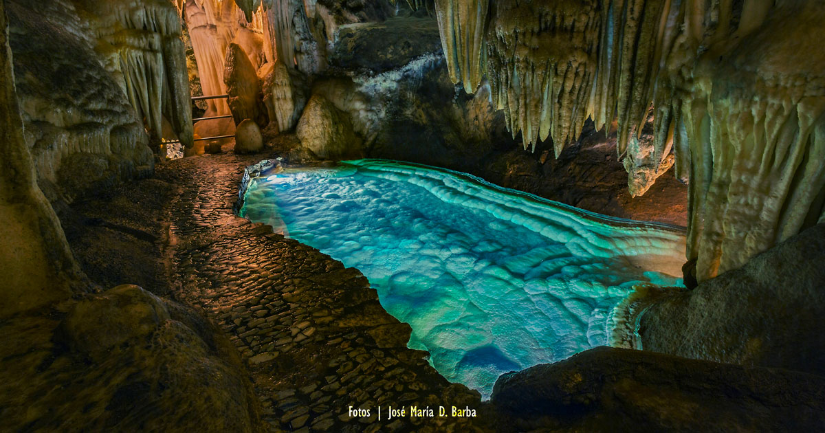 Cuevas de Andalucía. 8 GRUTAS que debes conocer