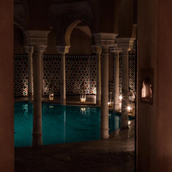 Columnas y agua en el Hammam de Malaga