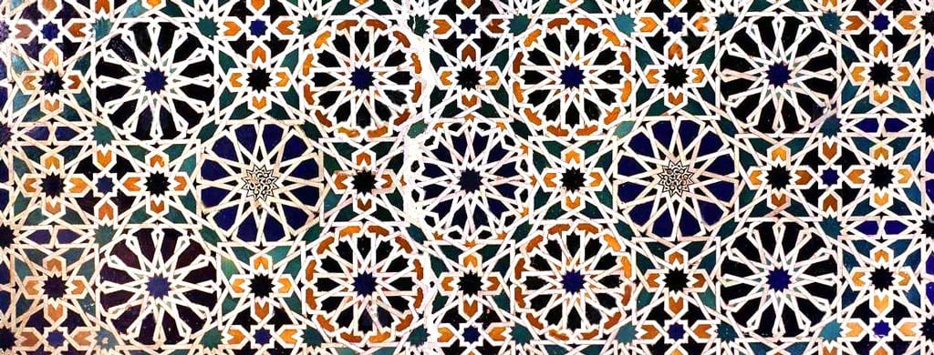 salon de comares panel of tiles
