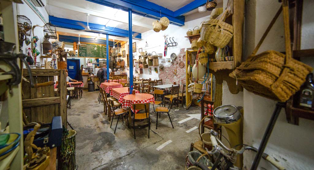 la recova bar