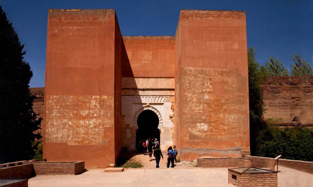 Puerta de 7 Suelos en la Alhambra