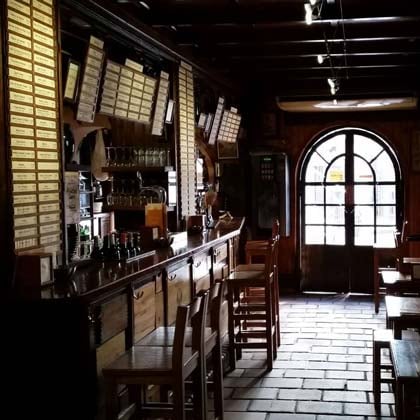 Casa de vinos la Brujidera