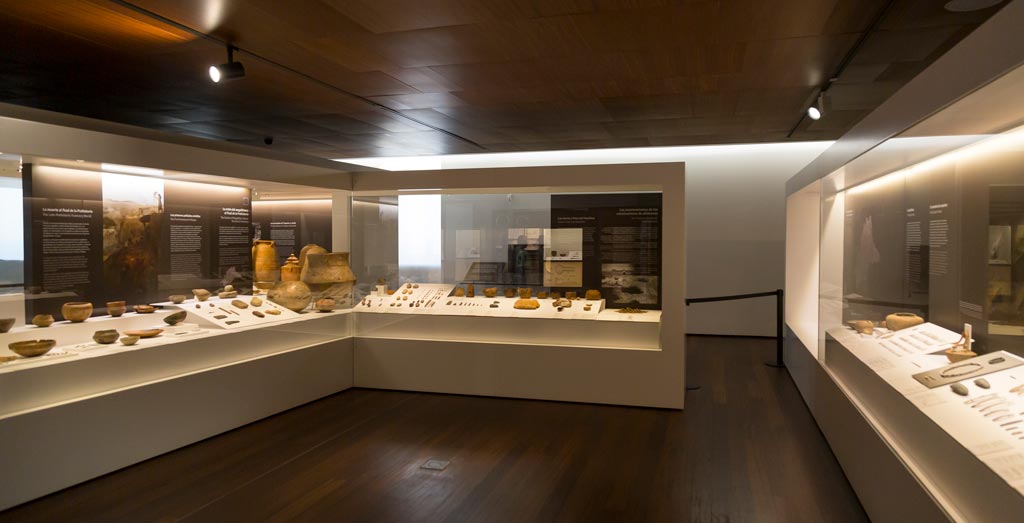 sala de prehistoria museo de malaga