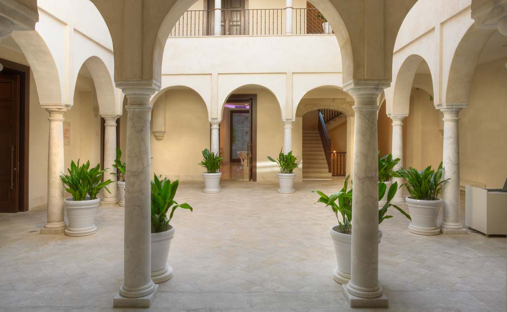 Patio of the Museo Carmen Thyssen