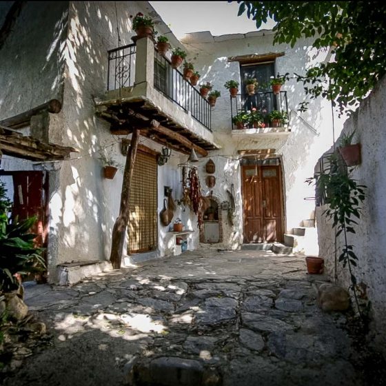 Calle de Bubión en la Alpujarra