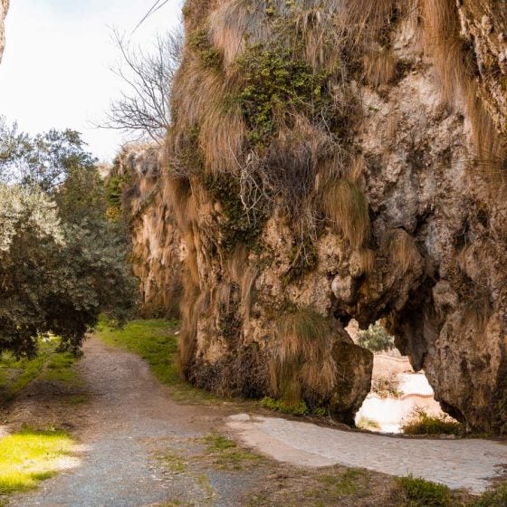 Acequia del Toril en la excursión al Geoparque