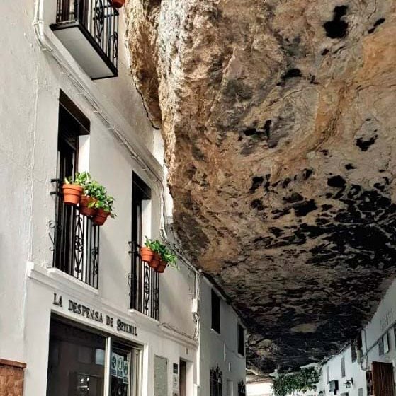 Calles cueva de Setenil de las Bodegas
