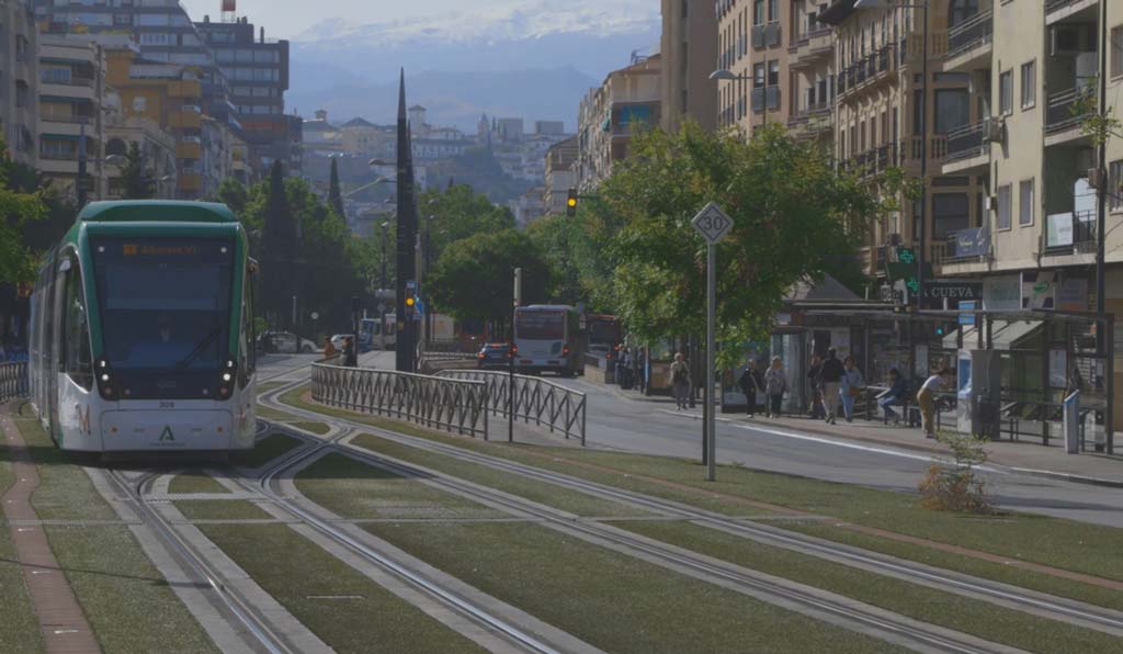 Césped plástico metro Granada