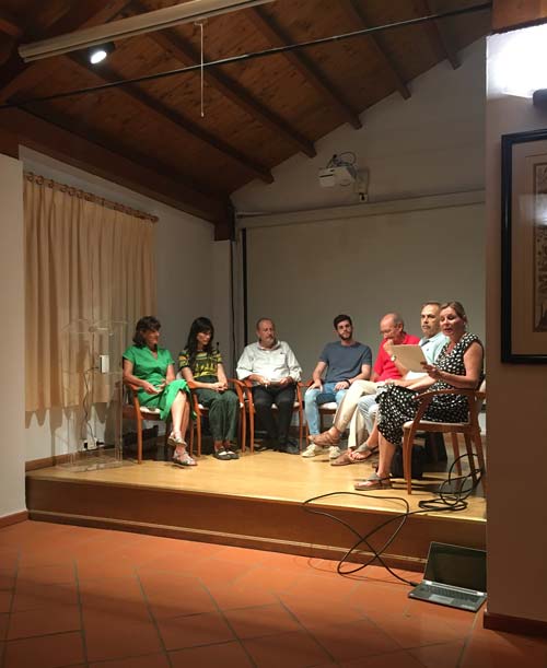 Presentación del documental césped plástico metro Granada