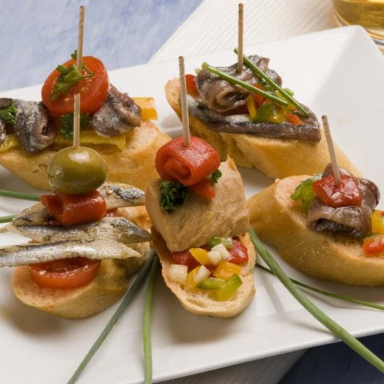 Tapas en ruta gastronómica por Cádiz