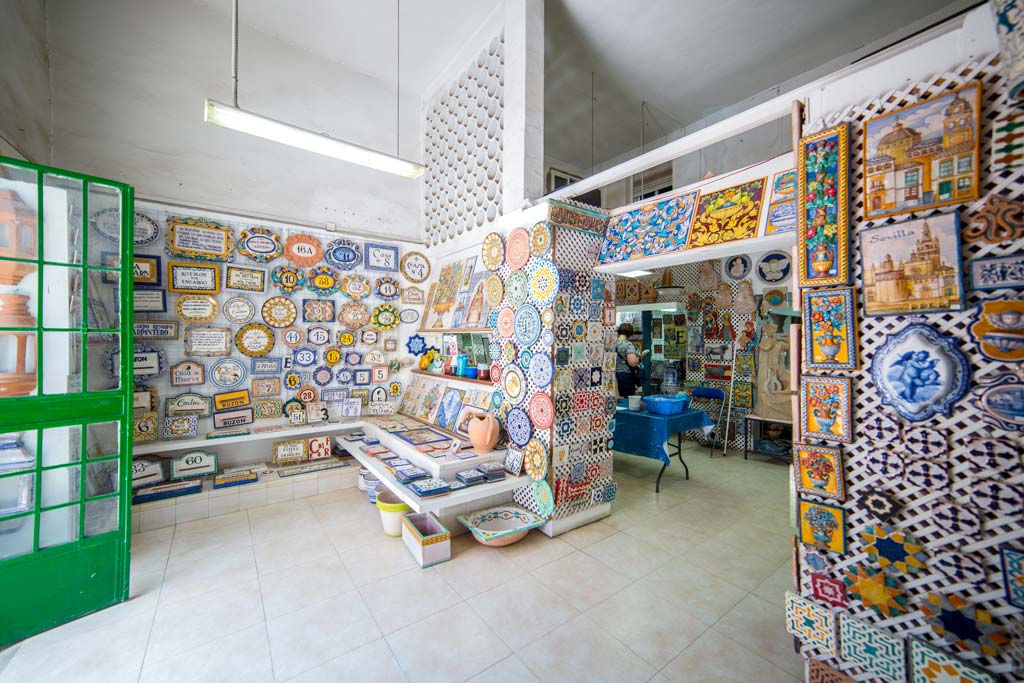Triana ceramics