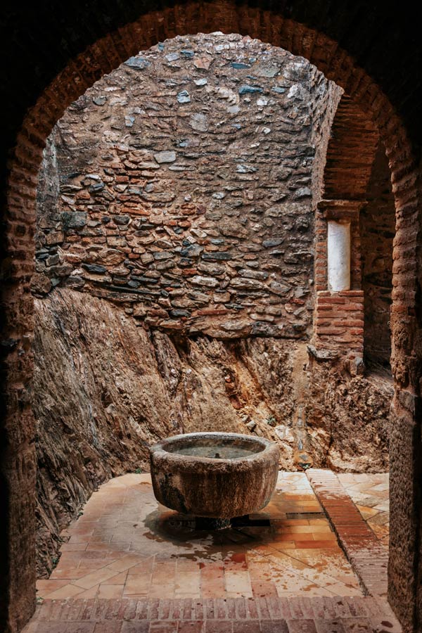 Pila de la Mezquita de Almonaster la Real